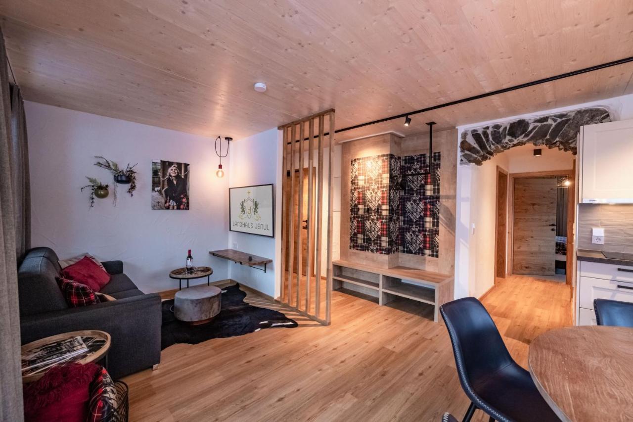 Landhaus Jenul Lägenhet Tröpolach Exteriör bild